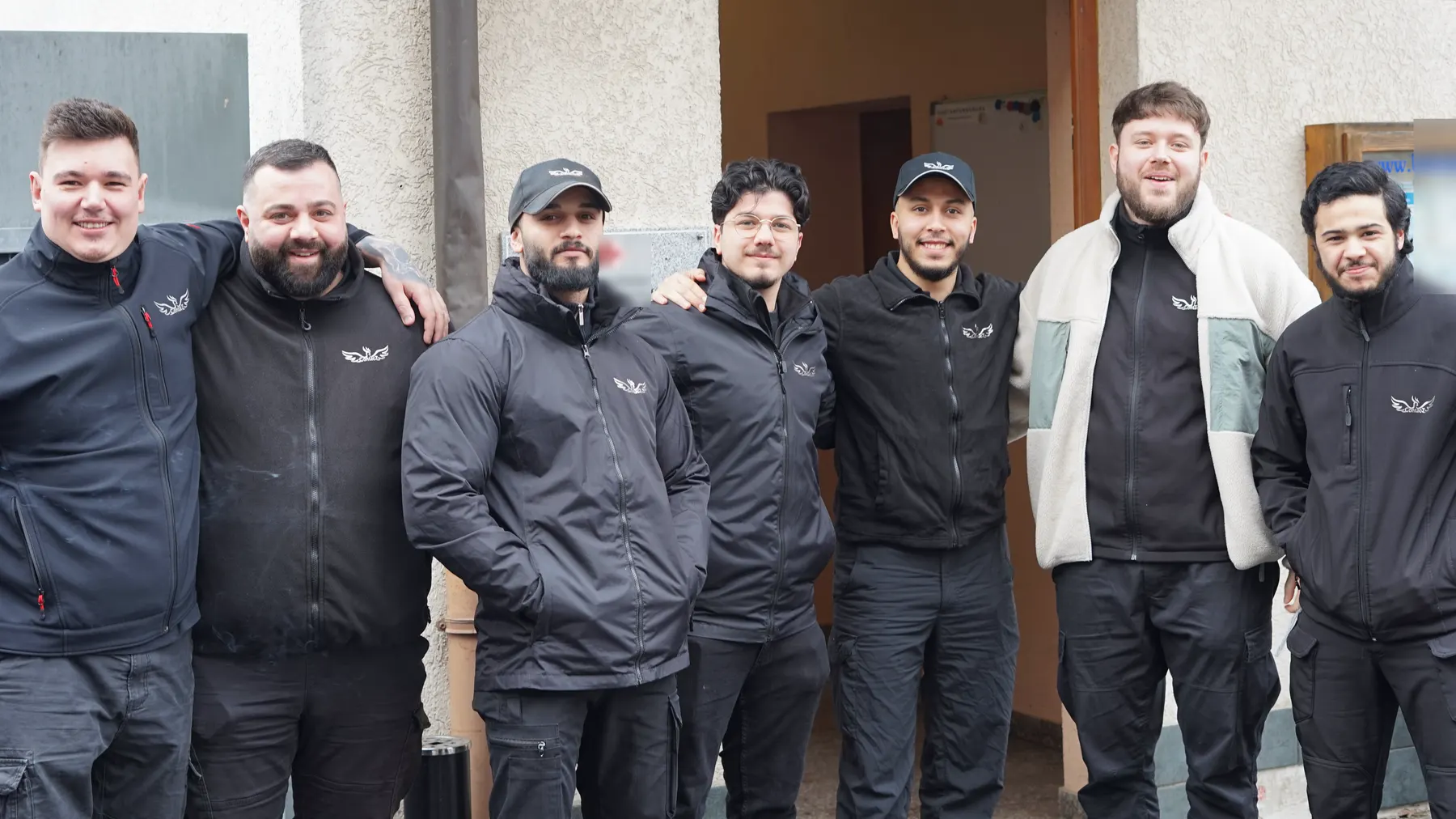 ContacT Team im Außenbereich